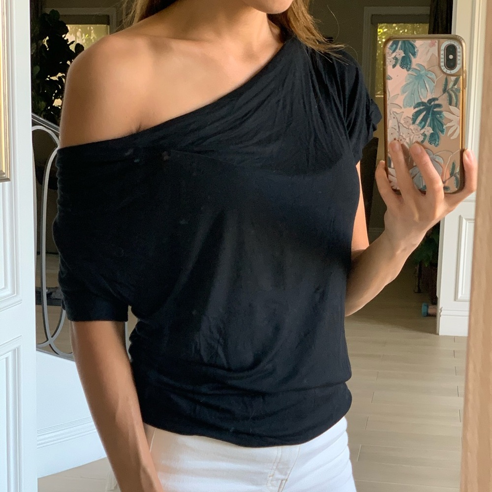 Volcom raw cut off shoulder tee